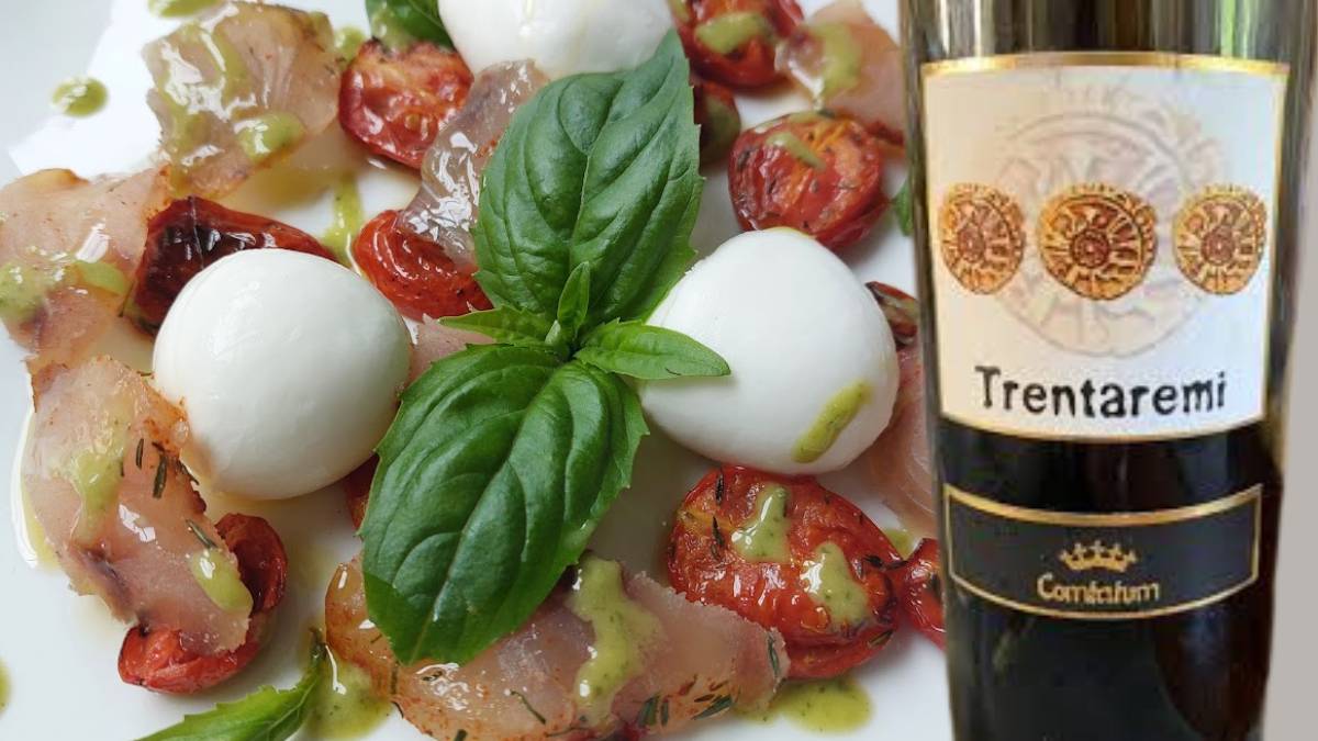 La caprese di mare abbinamento con Trentaremi di Cantina Cominium | Gli abbinamenti: ogni calice un piatto La caprese di mare abbinamento con Trentaremi di Cantina Cominium | Gli abbinamenti: ogni calice un piatto