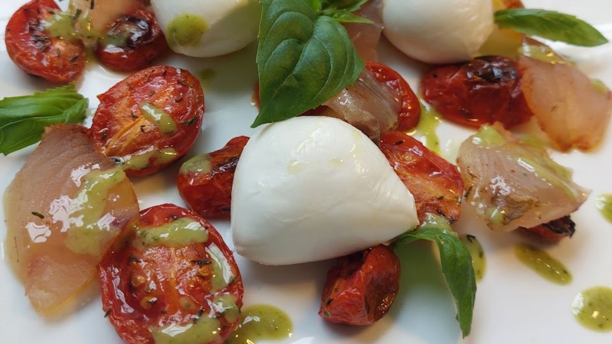 Leggi la ricetta dello Chef Fausto Ferrante | La Caprese di Mare: un’ode al Natale e al territorio Leggi la ricetta dello Chef Fausto Ferrante