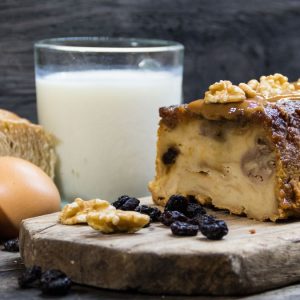 Torta di pane raffermo il dolce della tradizione antispreco | Torta di pane raffermo: il dolce della tradizione antispreco Torta di pane raffermo: il dolce della tradizione antispreco