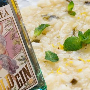 Risotto vegano aromatico con Old Gin Sarandrea | Risotto vegano aromatico con Old Gin Sarandrea Risotto vegano aromatico con Old Gin Sarandrea