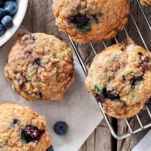 Muffin ai mirtilli piccoli frutti grande profumo | Muffin ai mirtilli: piccoli frutti, grande profumo Muffin ai mirtilli piccoli frutti, grande profumo