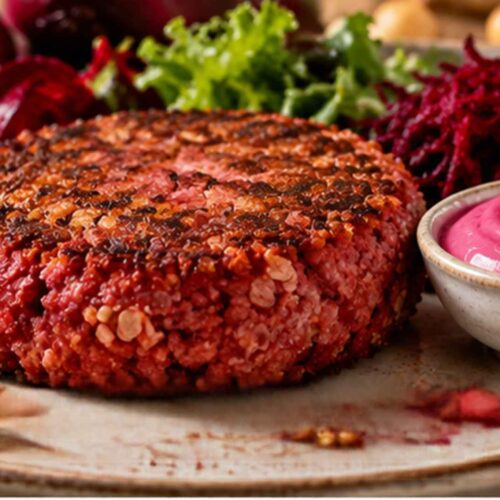 Burger di barbabietola ceci e avena | Burger di barbabietola, ceci e avena con maionese alla barbabietola Burger di barbabietola, ceci e avena con maionese alla barbabietola